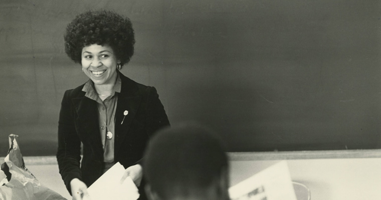 Mary Helen Washington, now a Distinguished University Professor at the University of Maryland, College Park, teaching a women’s history course at Columbia Point.