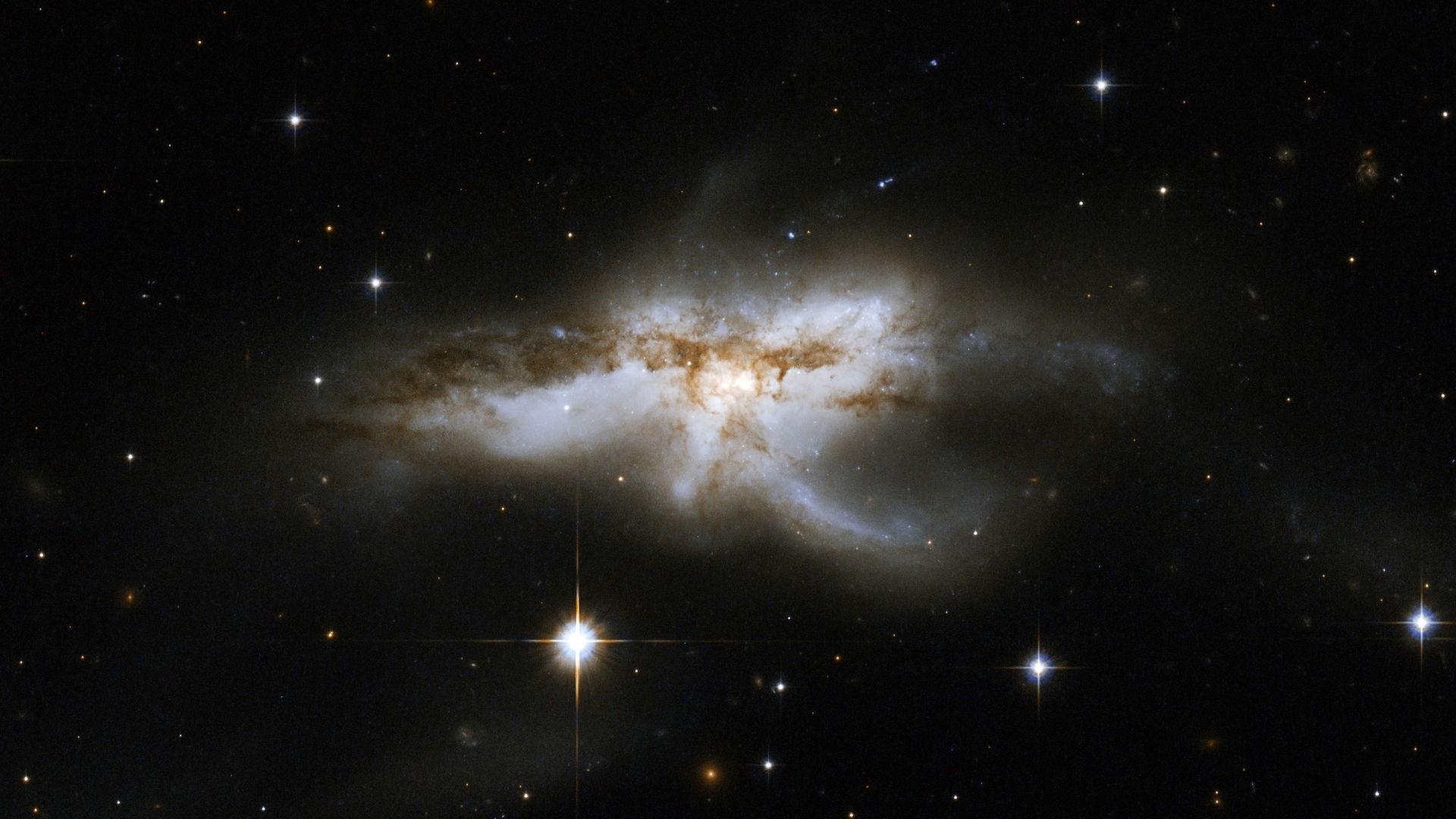 Image of galaxy known as NGC 6240